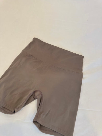 CloudForm™ 6” Short