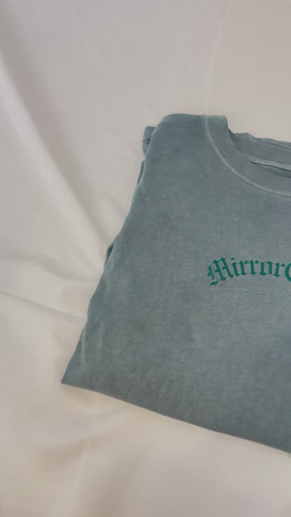 Atlas tee